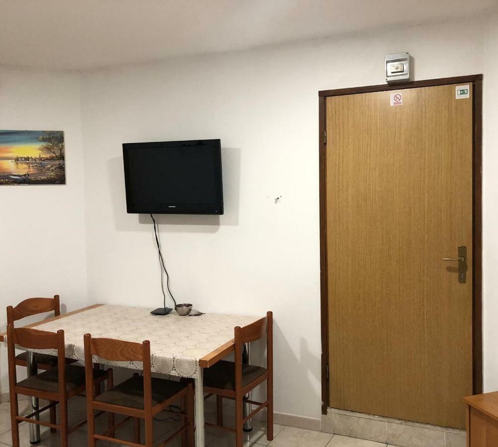 Apartmaji Carpaccio Koper Apartment Ngoại thất bức ảnh